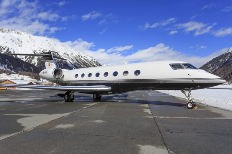 Heavy Jets private jet