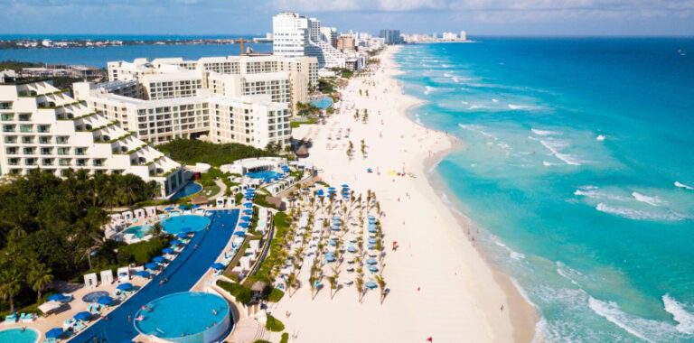 Cancun private jet charter destination
