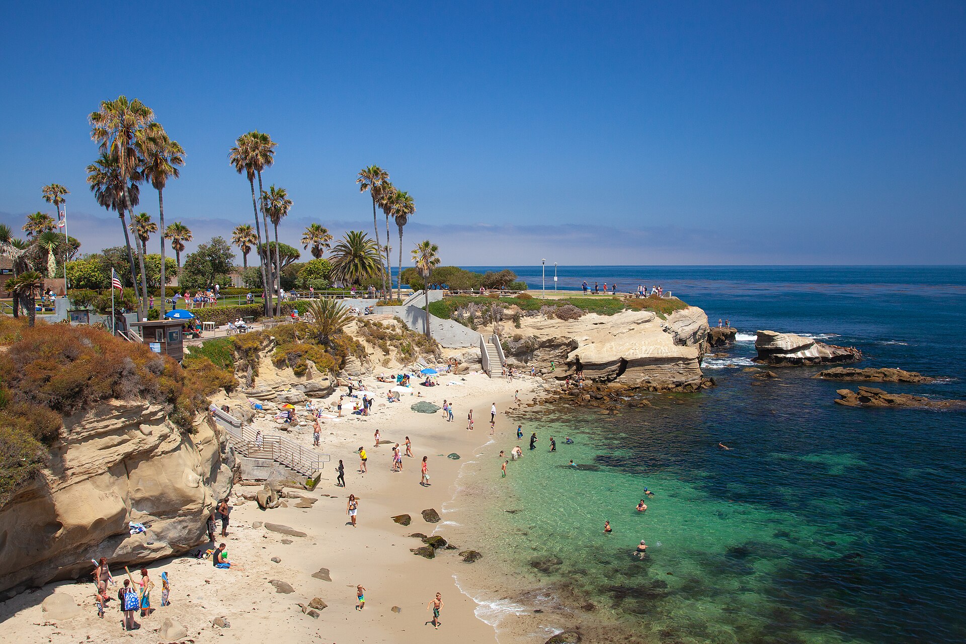 La Jolla Cove beach and cliffs in San Diego